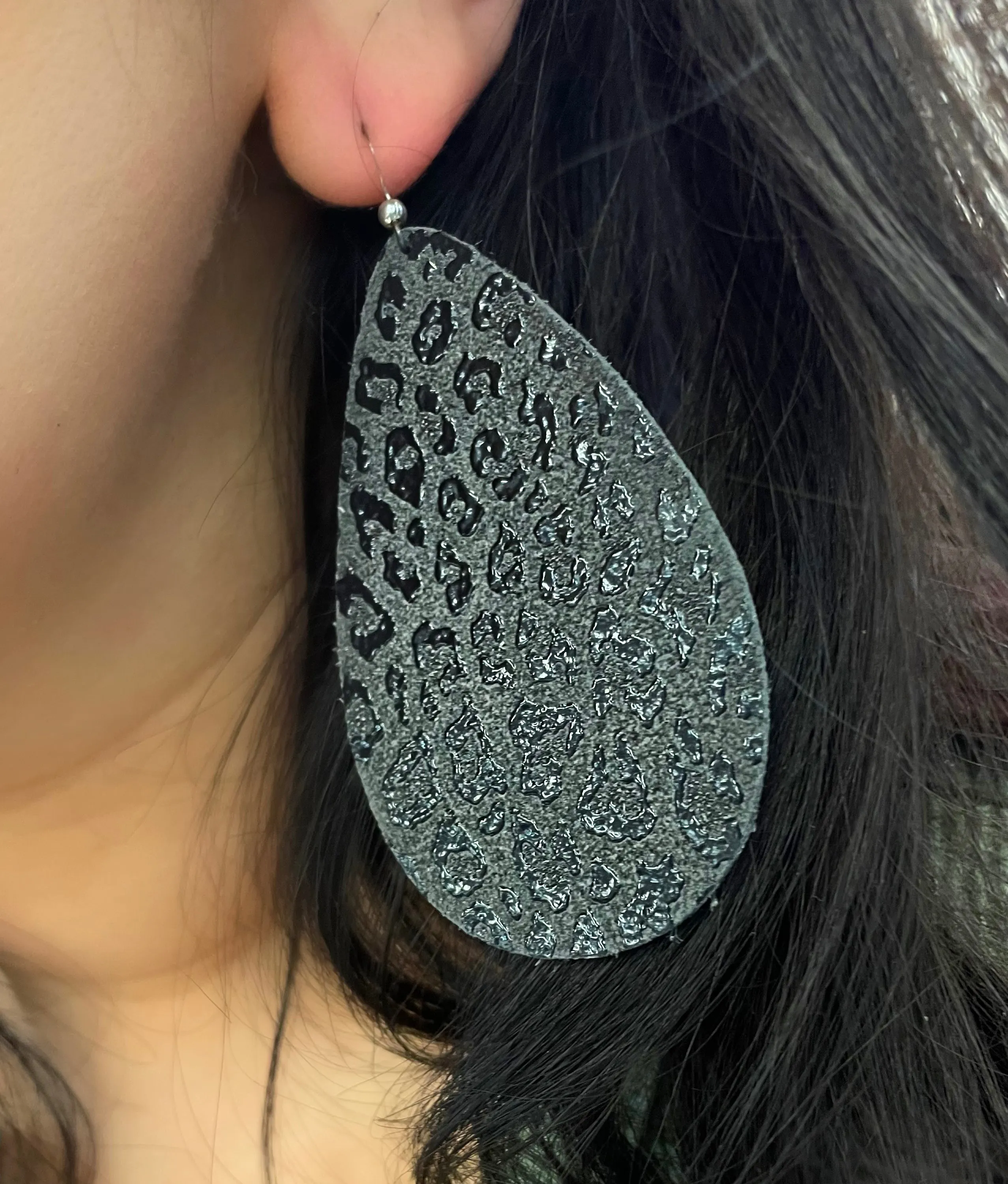 AHA Craft Teardrop Earrings