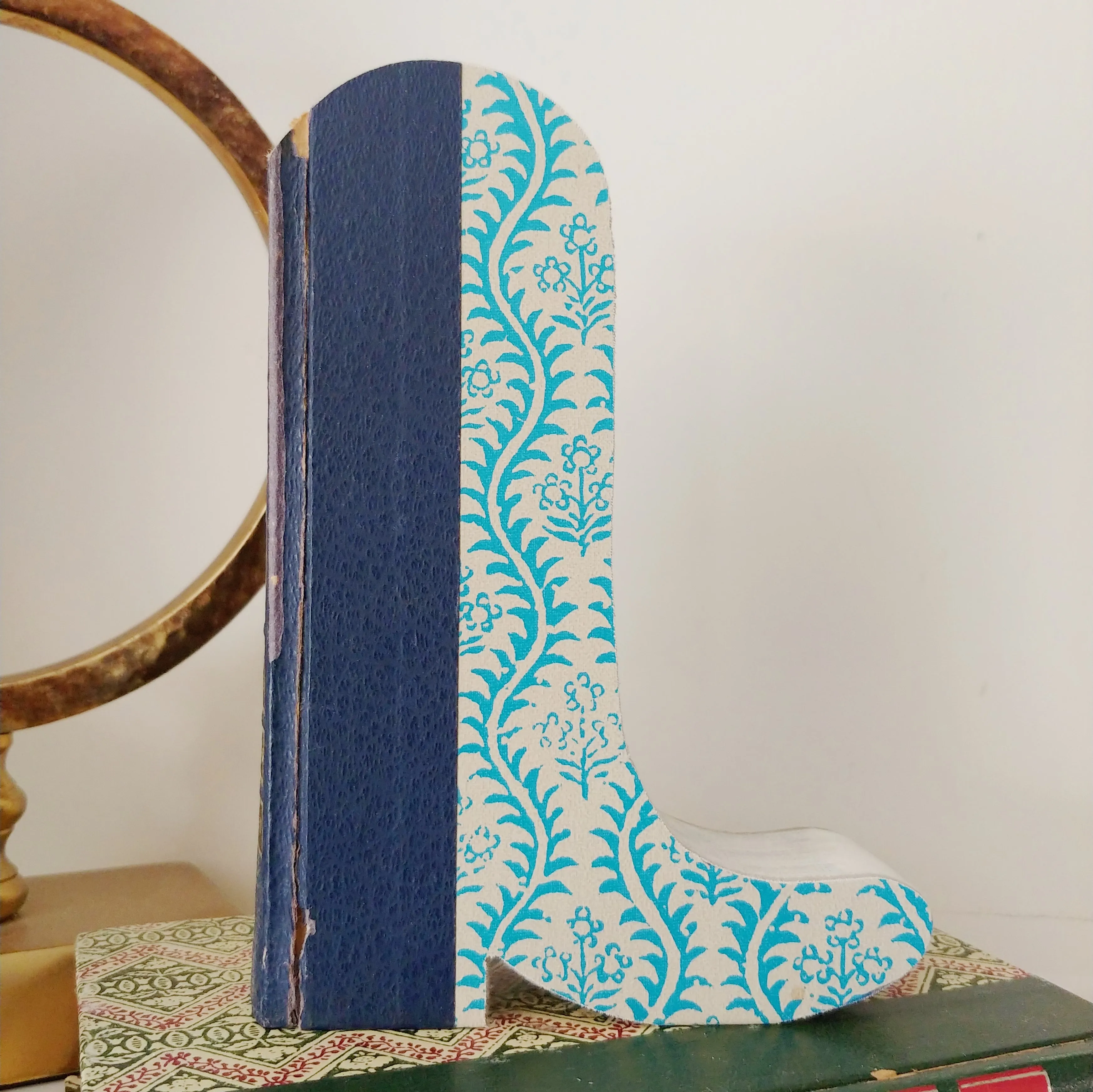 Boot Cutout Book