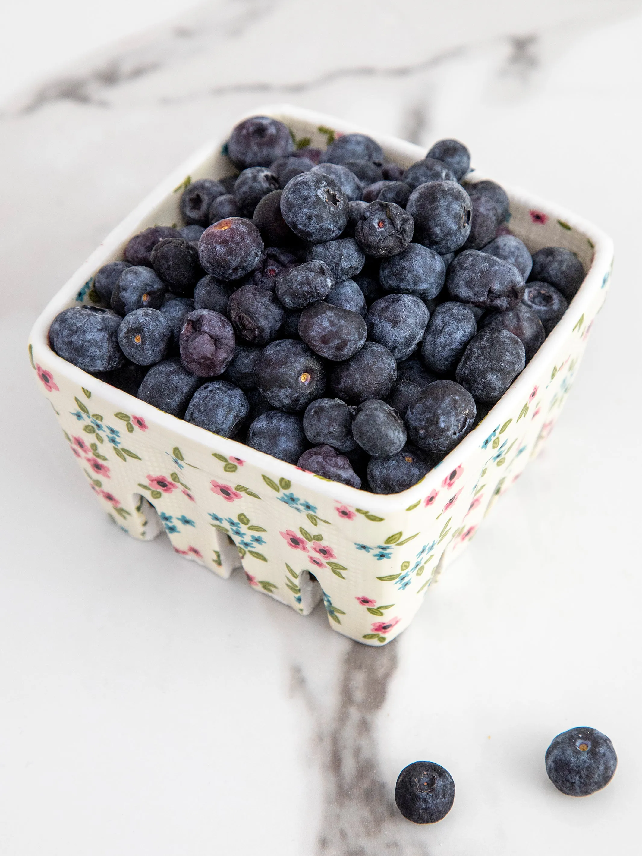 Ceramic Berry Colander - Pink Blue Floral