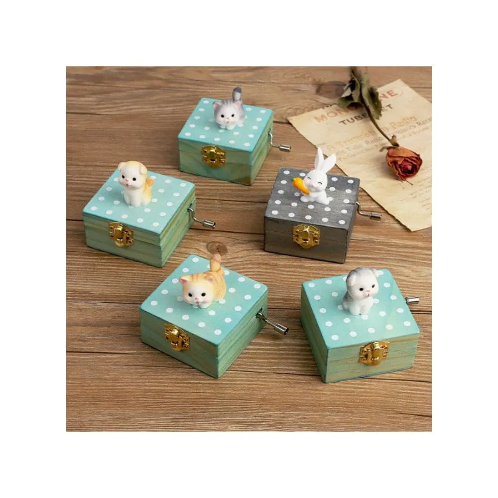 Cute Wooden Hand Crank Music Box, Mini Music Box Gift With Lovely Tune and Design, Orange Cat