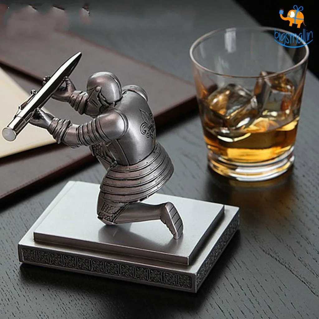 Executive Knight Pen Holder