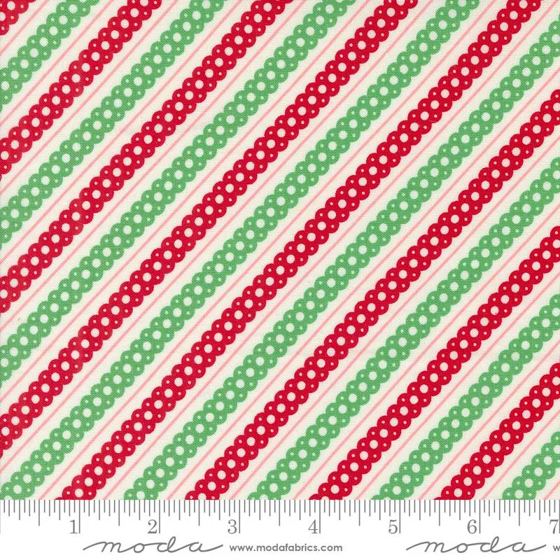 Fabric, Kitty Christmas Bias Lace by Urban Chiks - SNOW Ivory (by the yard)