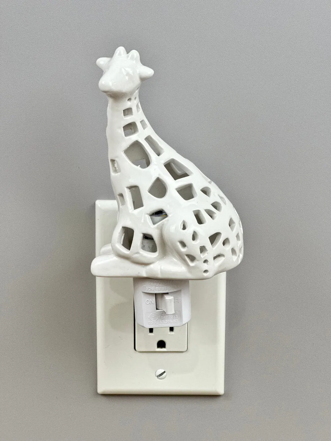 GIRAFFE NIGHTLIGHT